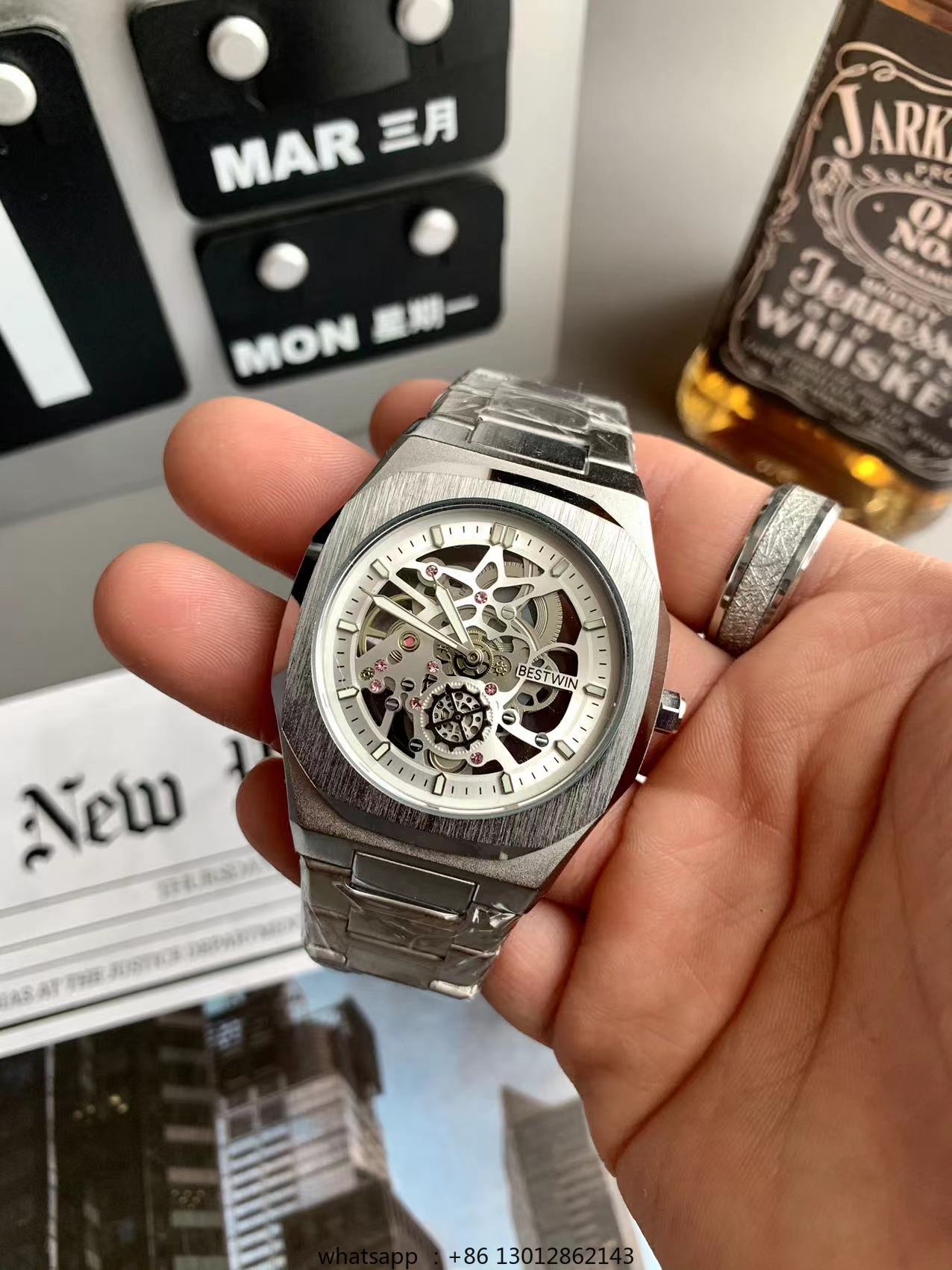 Luxury Watch Gold - Stalen strip waterdicht gepersonaliseerd uitgehold niet-mechanisch