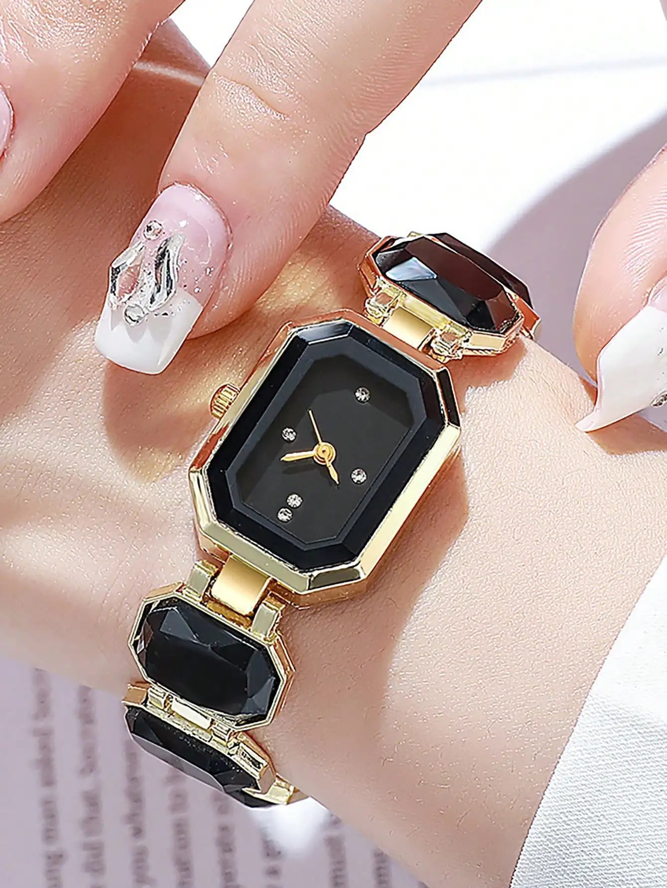 Vrouwen vierkant horloge luxe  - Luxury Watch Gold recensie en prijs
