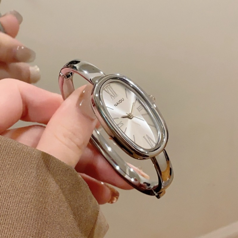 Hoogwaardig dameshorloge met R - Luxury Watch Gold recensie en prijs
